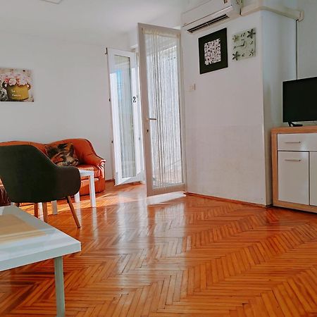 Apartmani Bojana Rovinj Luaran gambar