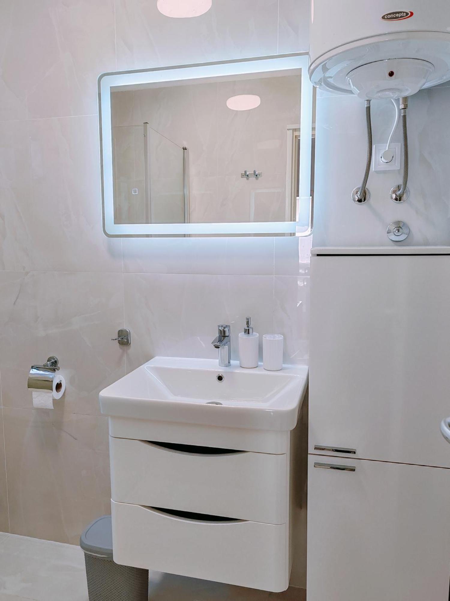 Apartmani Bojana Rovinj Luaran gambar